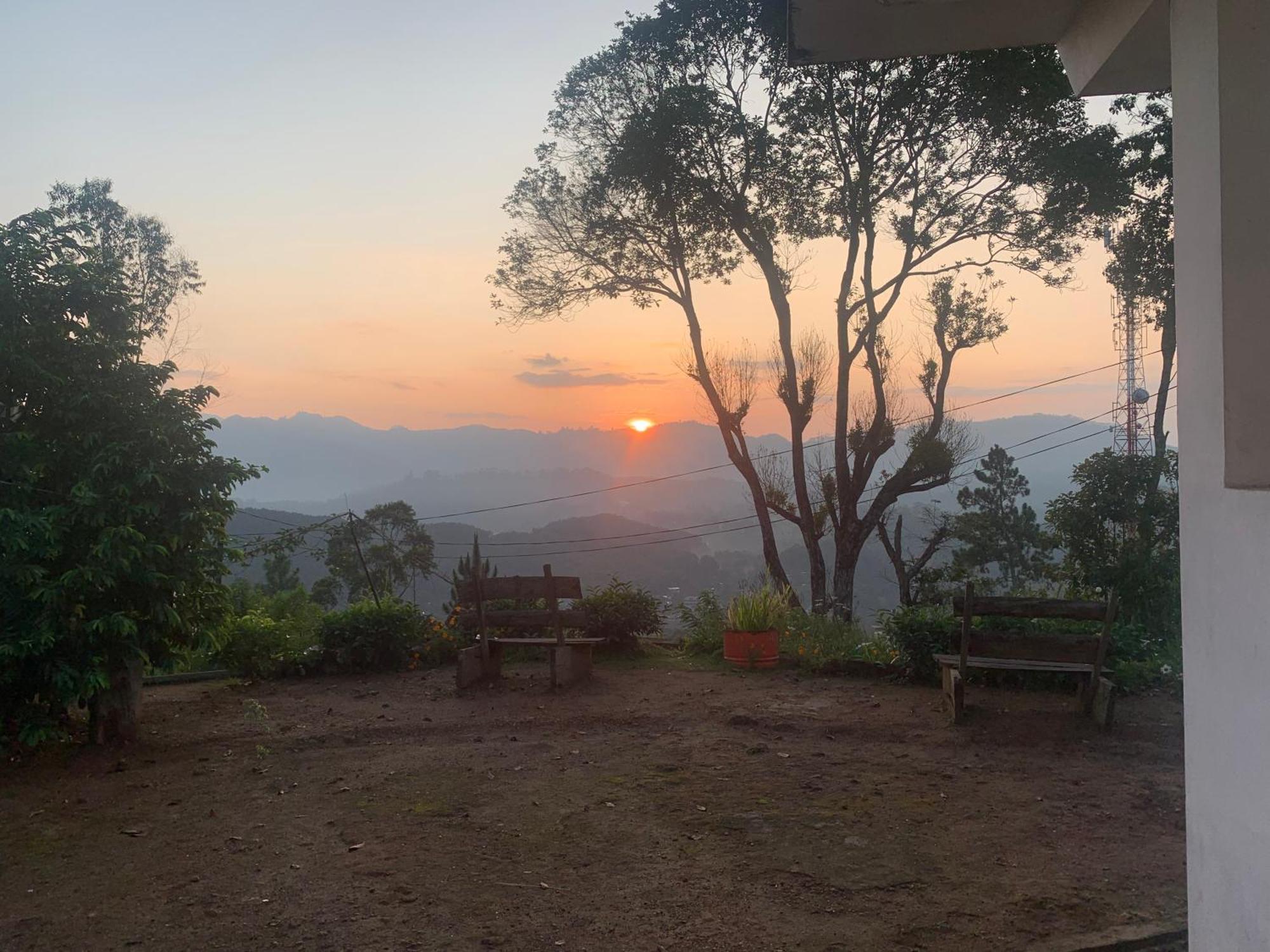 Mountain Peak Ella Bed and Breakfast Buitenkant foto